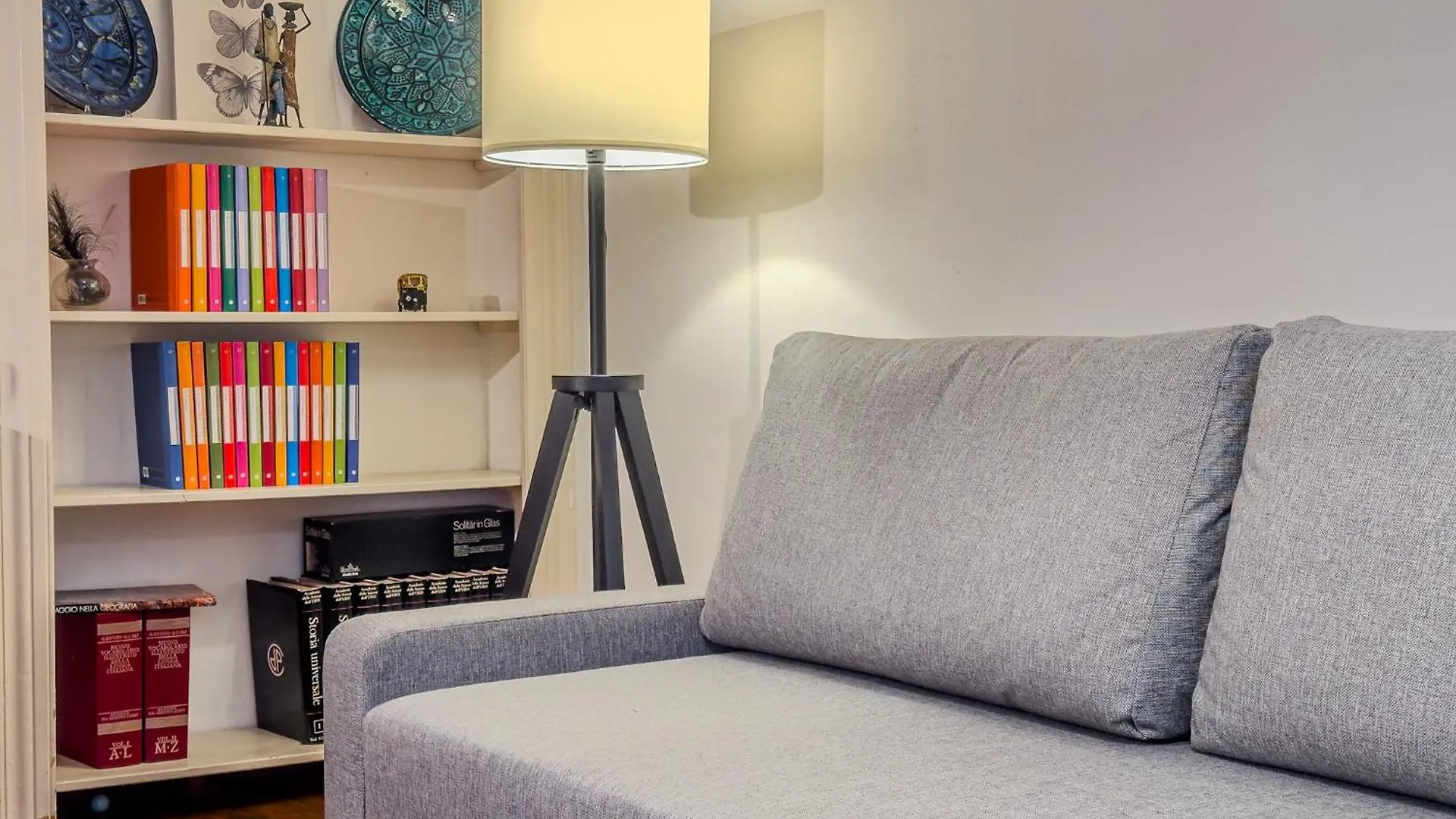 Isola District Milan Apartment イタリア